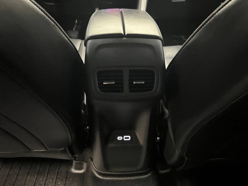 Certified 2021 Buick Envision Essence w/ Sport Touring Package AWD/4WD image 34