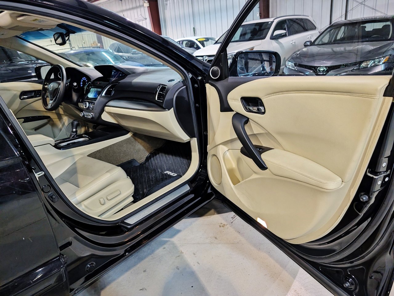 Used 2016 Acura RDX AWD w/ Technology Package image 30
