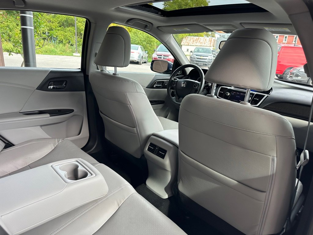 Used 2015 Honda Accord EX-L image 13