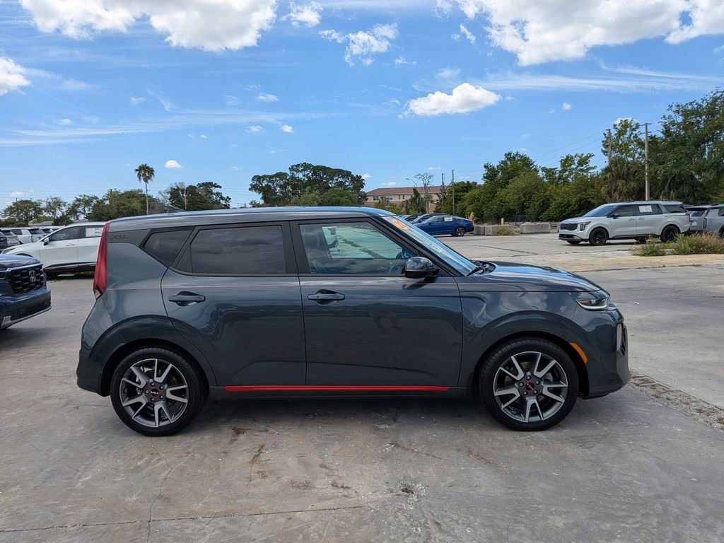 Certified 2022 Kia Soul Turbo FWD image 9