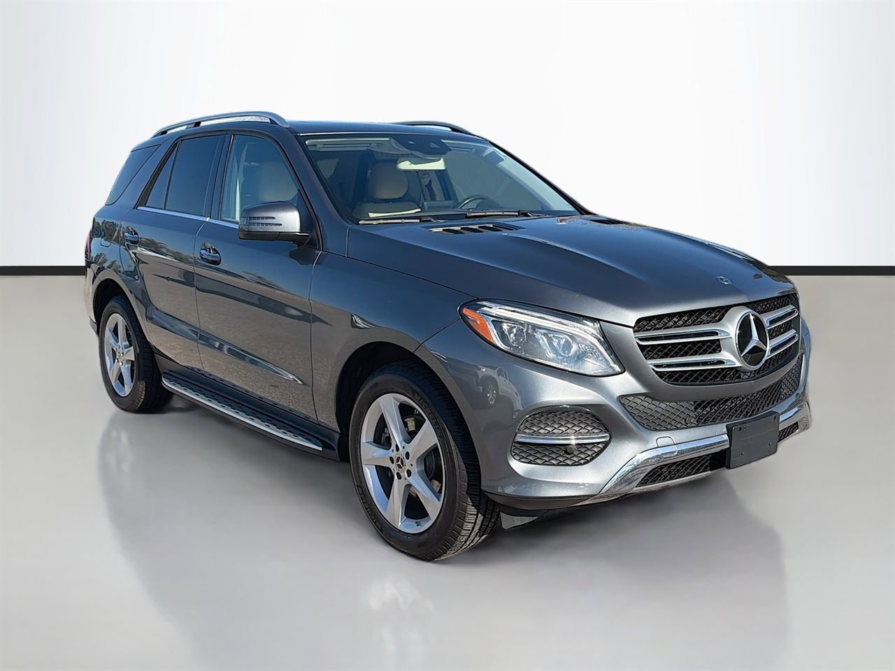 Used 2018 Mercedes-Benz GLE 350 image 2