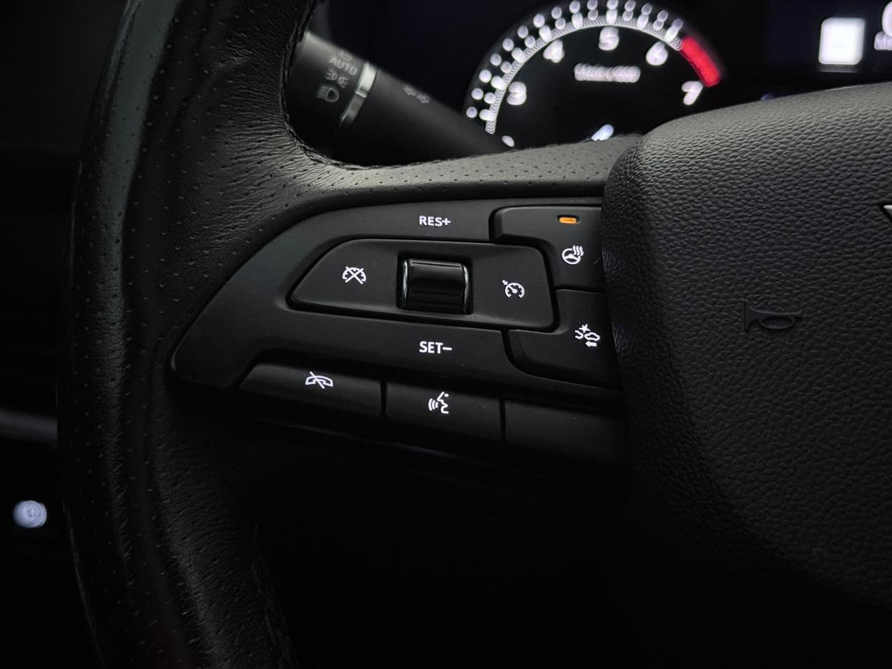 Used 2019 Cadillac XT4 Sport AWD/4WD image 39