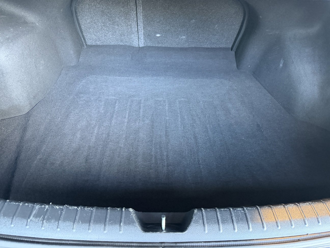 Used 2018 Kia Optima LX image 26