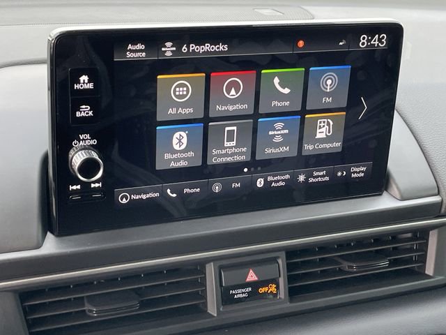 New 2025 Honda Pilot Touring image 17