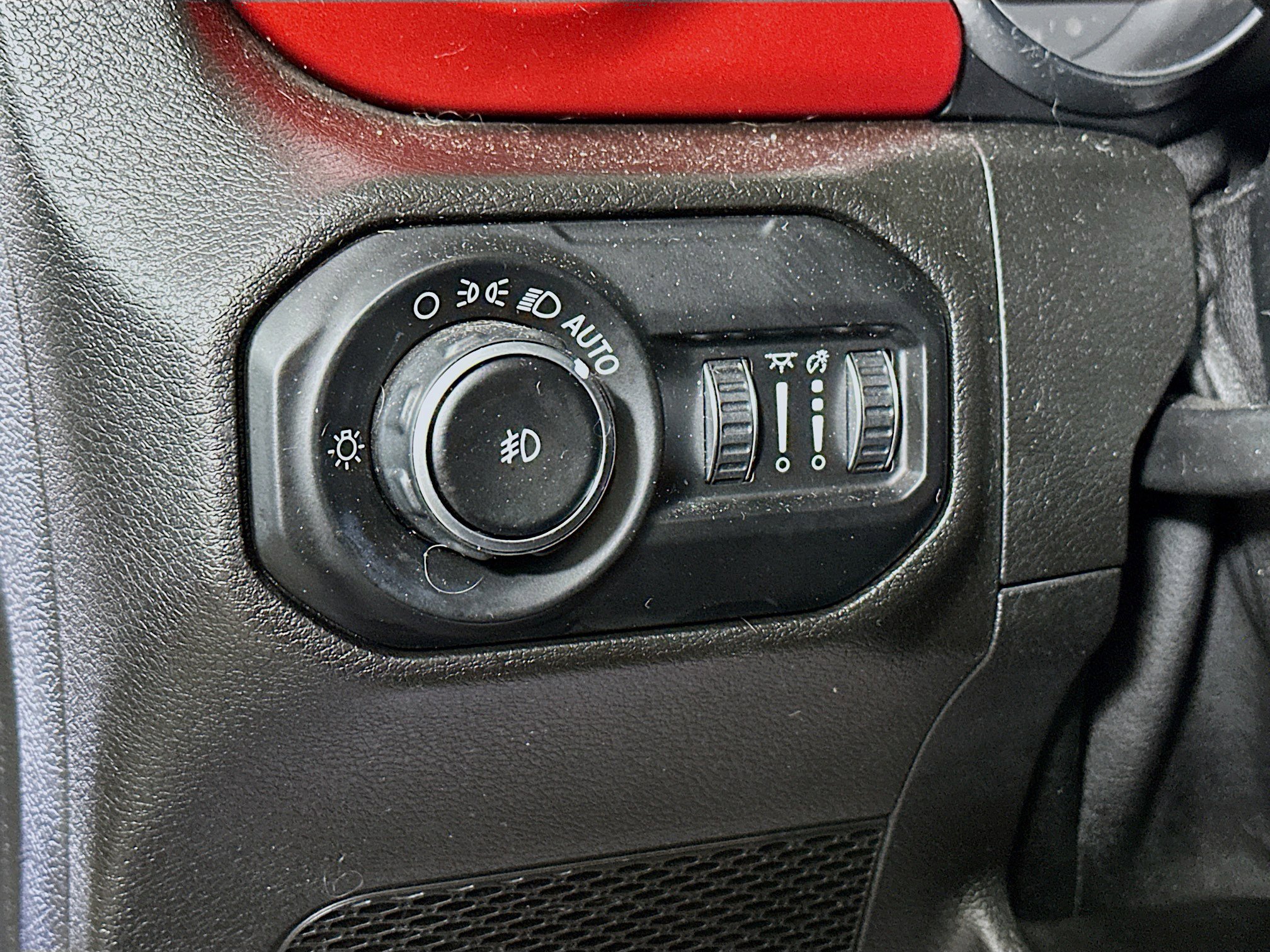 Used 2020 Jeep Wrangler Rubicon w/ LED Lighting Group AWD/4WD image 10