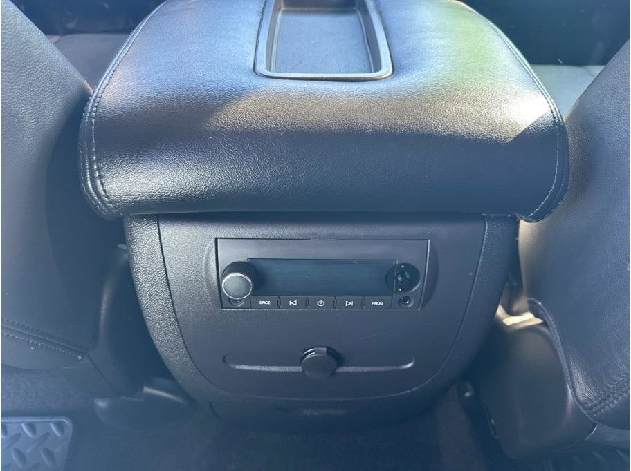 Used 2009 GMC Sierra 1500 4x4 Crew Cab image 18