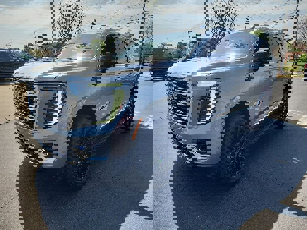 Certified 2025 GMC Yukon Elevation w/ Elevation Premium Package AWD/4WD image 4