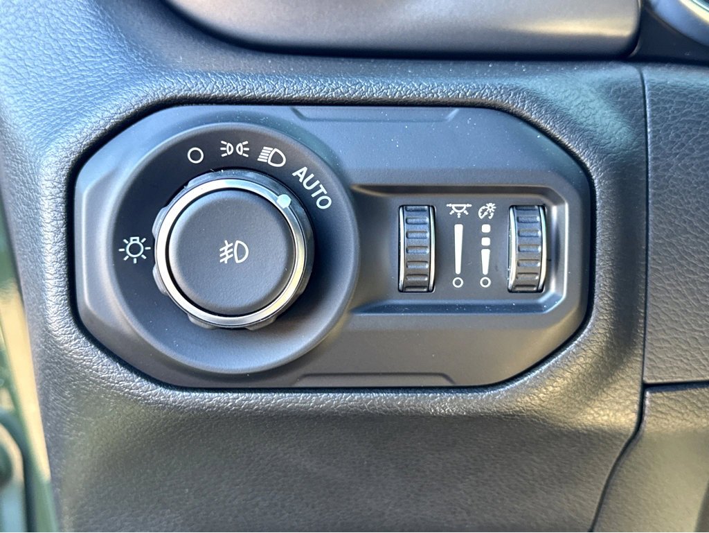 Certified 2021 Jeep Wrangler Unlimited Sport image 15