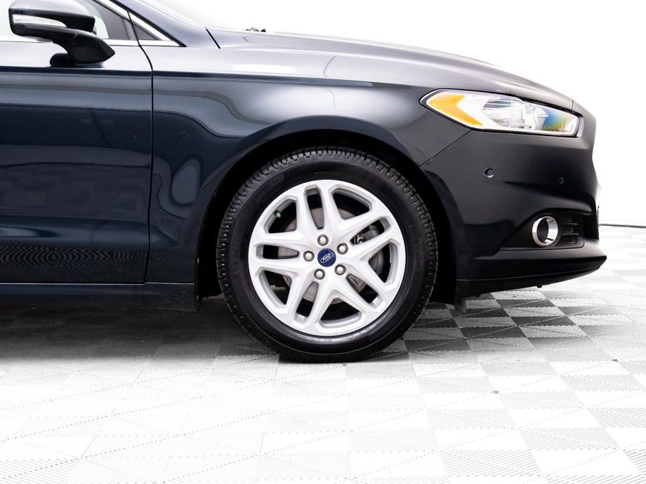Used 2014 Ford Fusion SE w/ Equipment Group 202A image 34