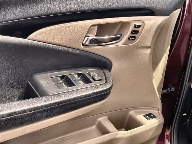 Used 2017 Honda Pilot Touring image 30