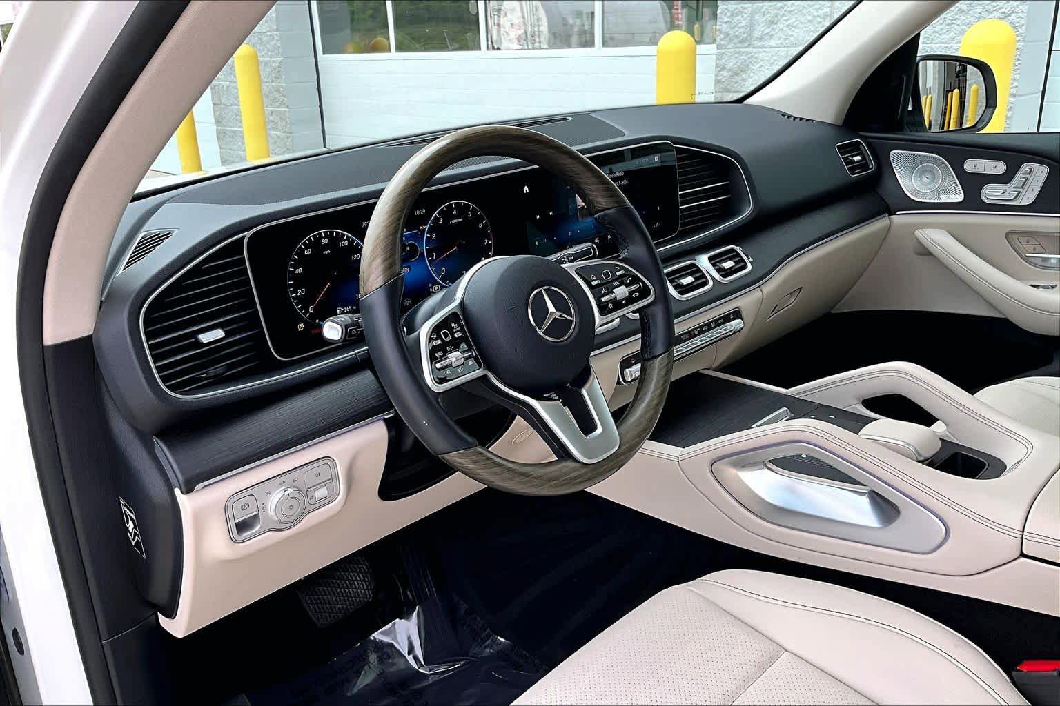 Used 2022 Mercedes-Benz GLE 350 image 16