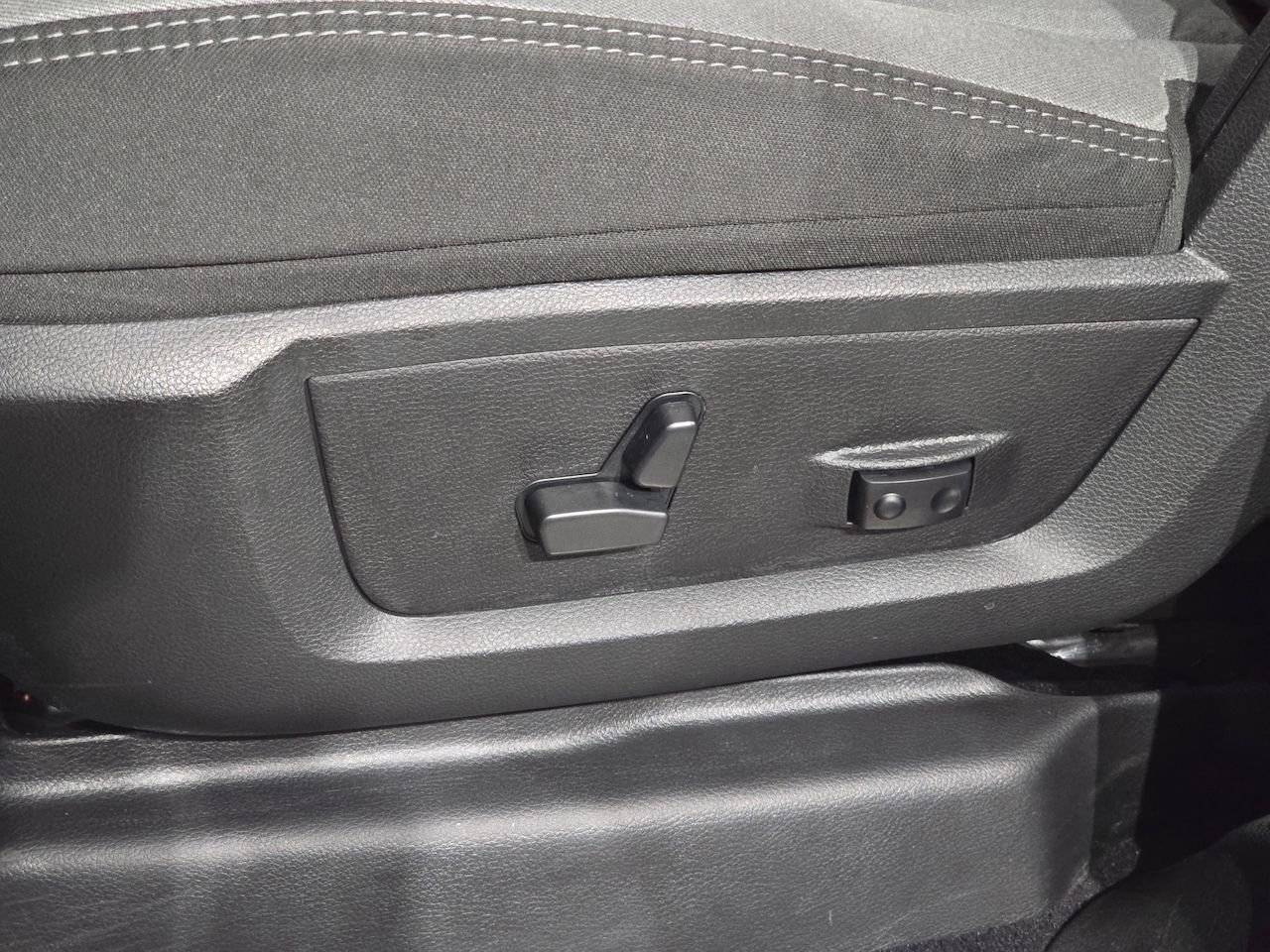 Used 2024 RAM 2500 Big Horn image 21