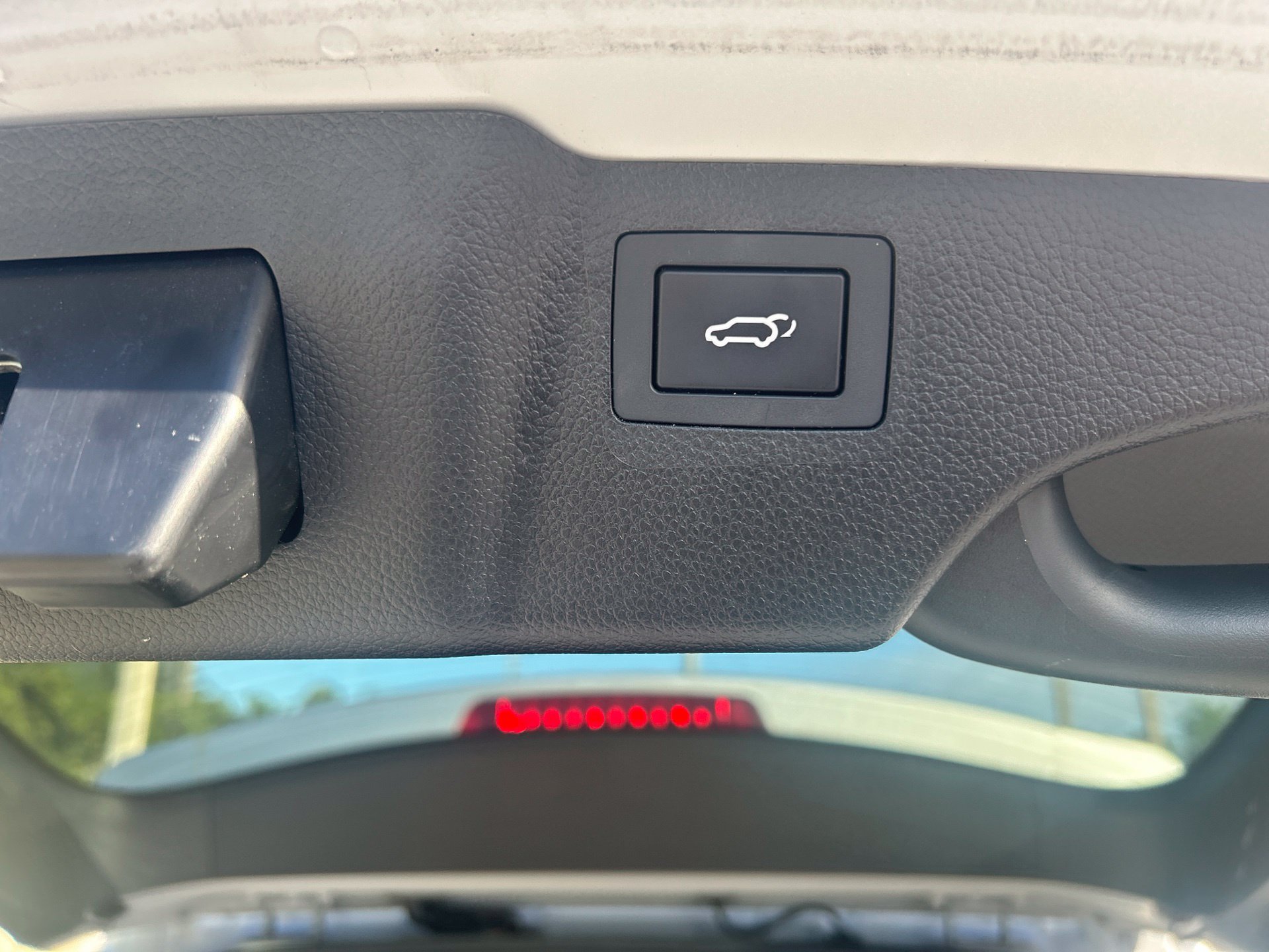 Used 2017 Hyundai Santa Fe Sport FWD image 19