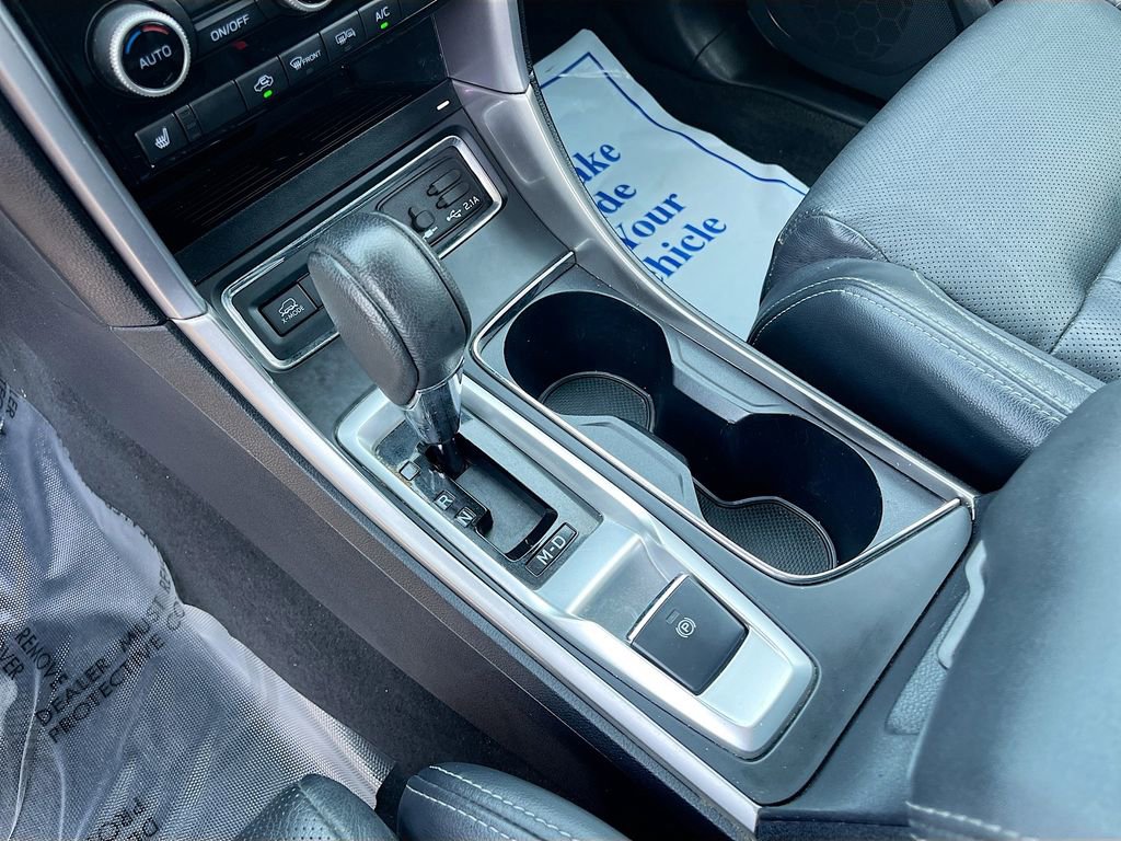 Used 2022 Subaru Ascent Limited image 16