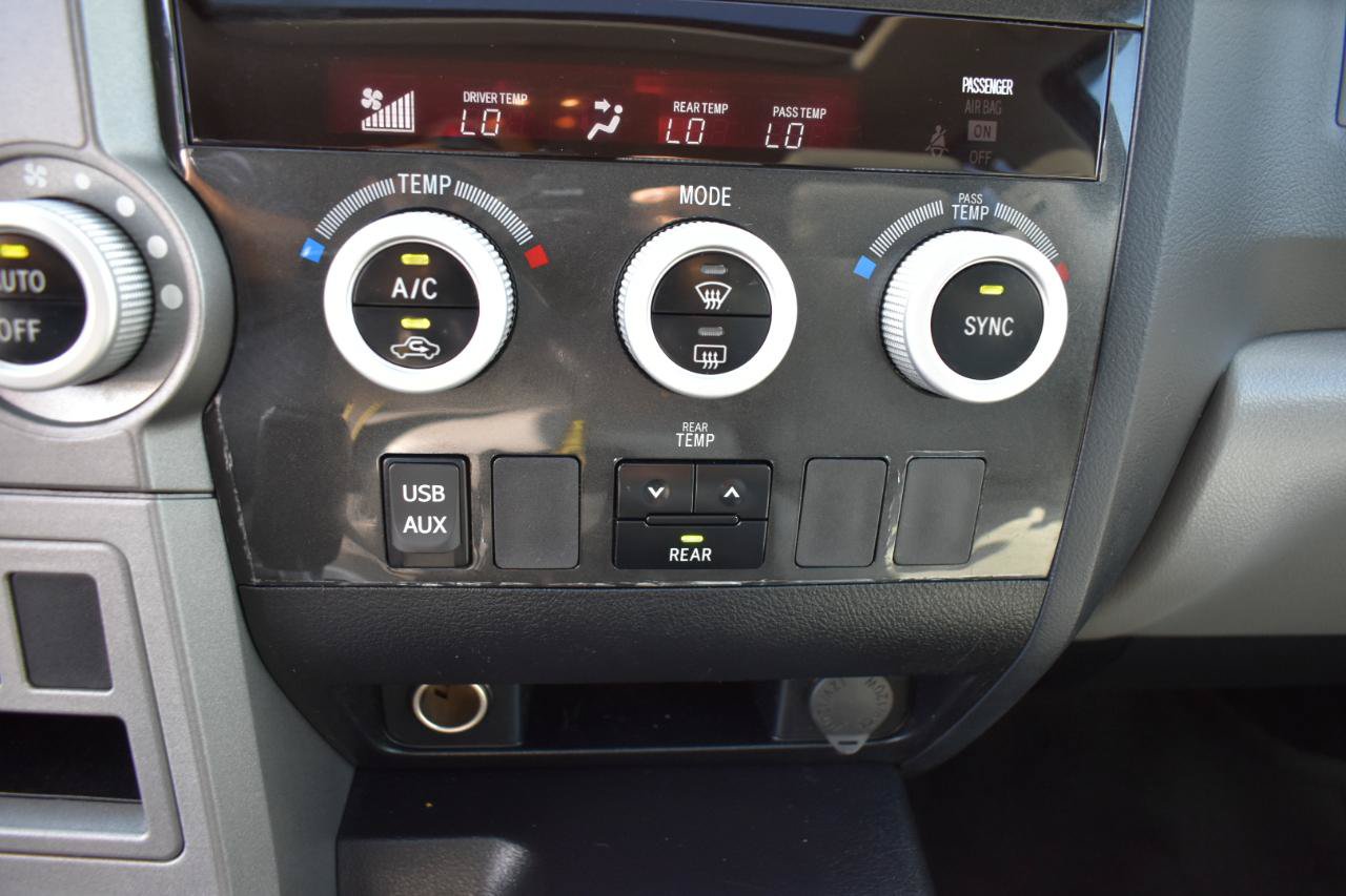 Used 2013 Toyota Sequoia SR5 AWD/4WD image 24