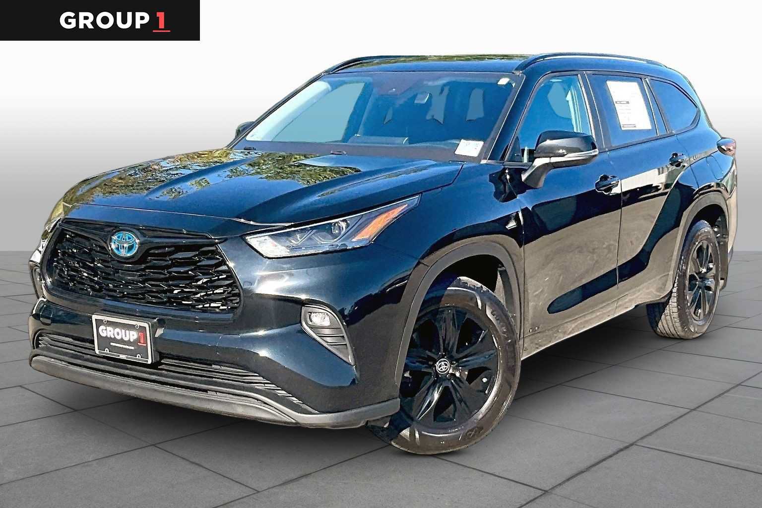 Used 2024 Toyota Highlander XLE