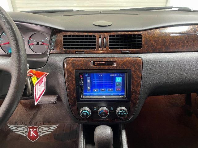 Used 2016 Chevrolet Impala LS image 17