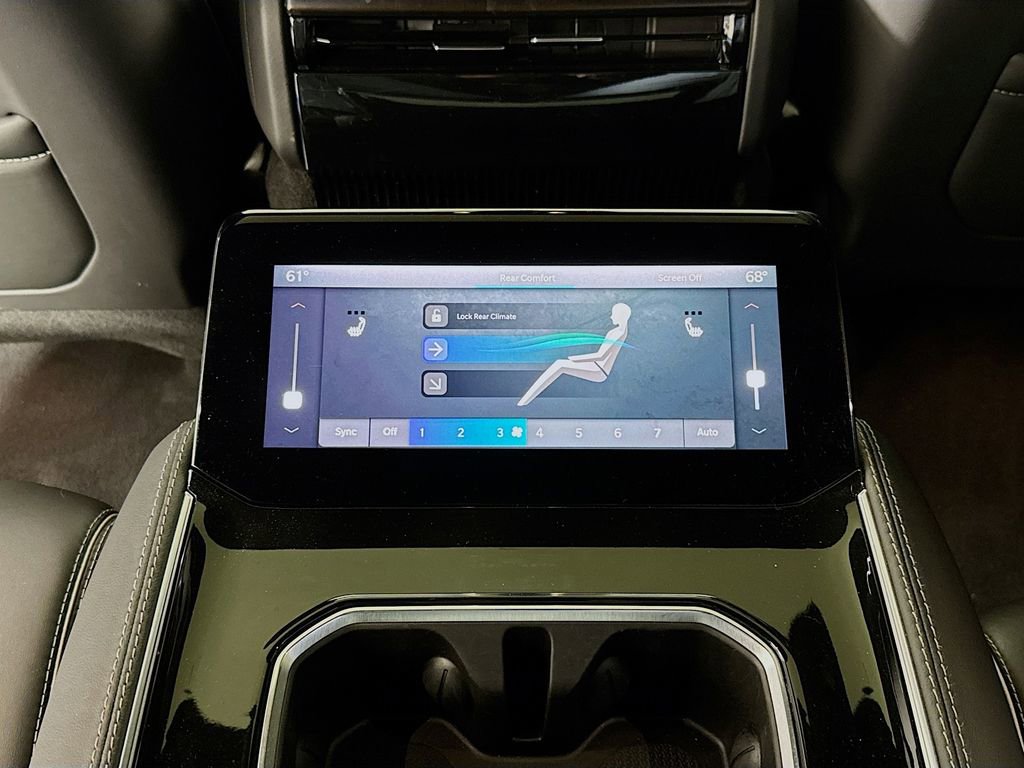 Used 2022 Jeep Grand Wagoneer Series II w/ Convenience Group III image 27