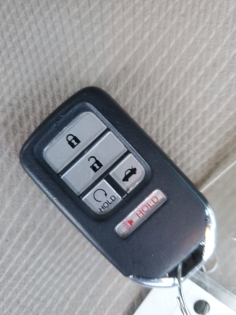 Used 2017 Honda Accord EX image 32