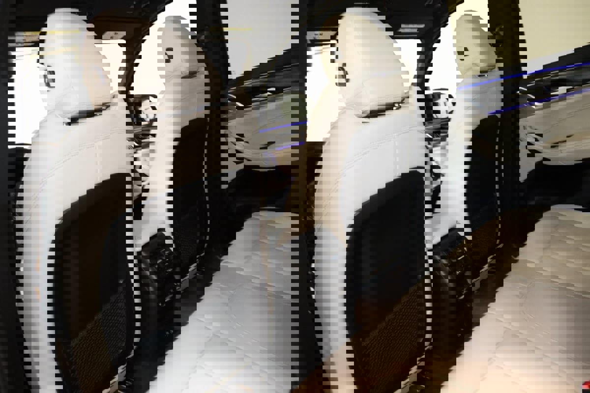 Used 2023 BMW X3 M40i w/ Premium Package image 54