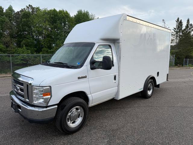 Used 2016 Ford E-350 and Econoline 350 Super Duty w/ Power Windows & Locks Group RWD image 28