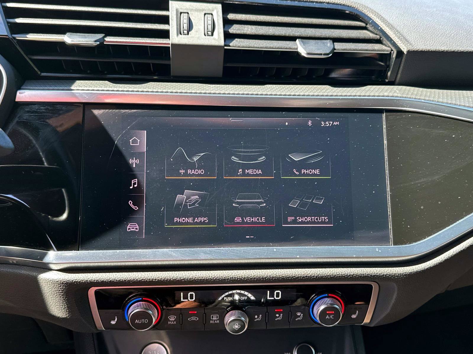 Used 2020 Audi Q3 2.0T Premium w/ Convenience Package image 23