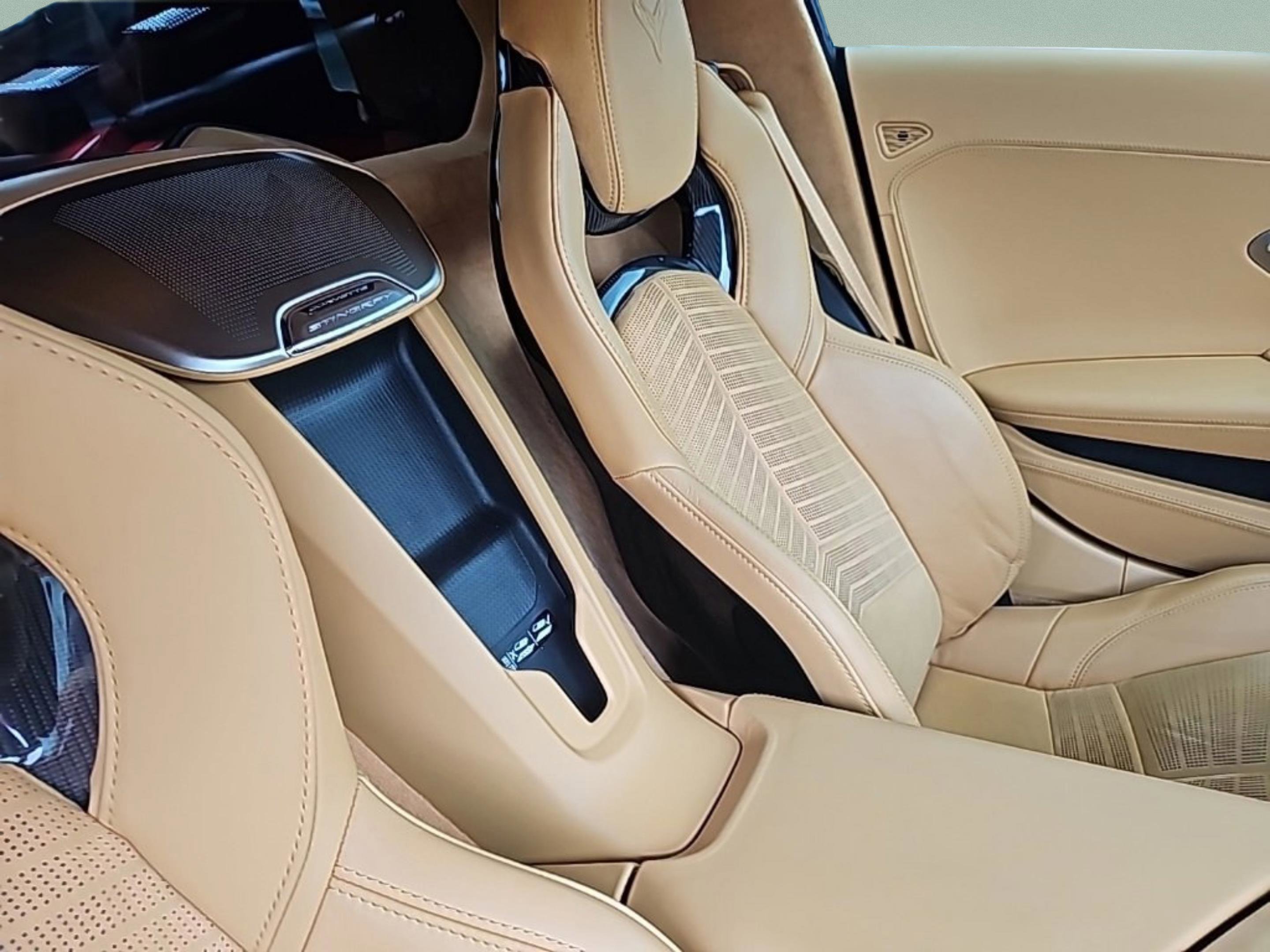 Used 2024 Chevrolet Corvette Stingray w/ Z51 Performance Package image 21