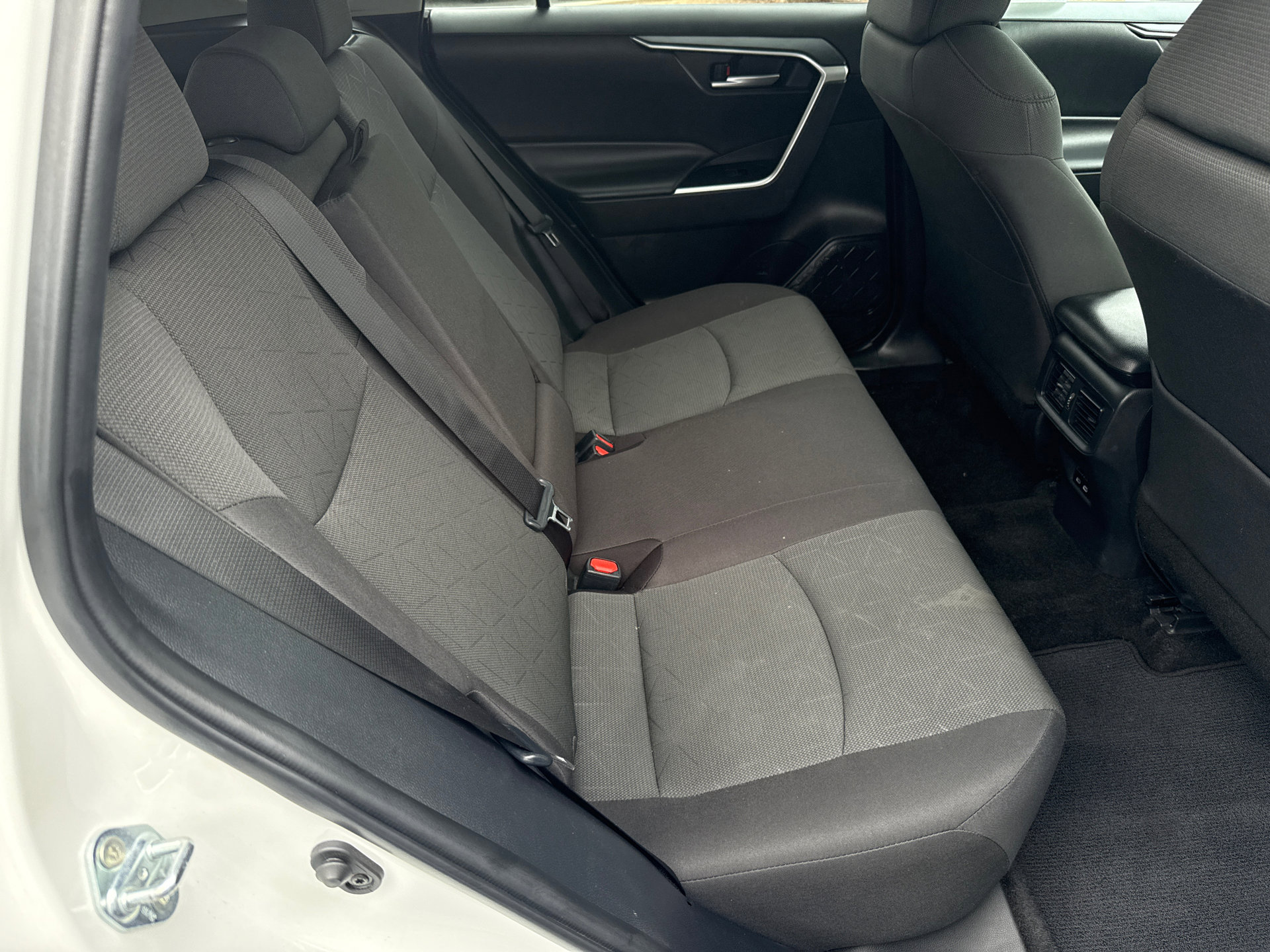 Certified 2024 Toyota RAV4 XLE FWD image 16