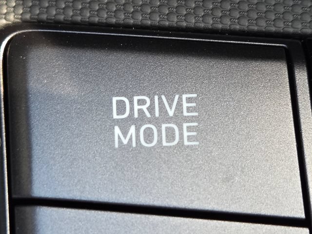 New 2026 Hyundai Elantra N FWD image 38