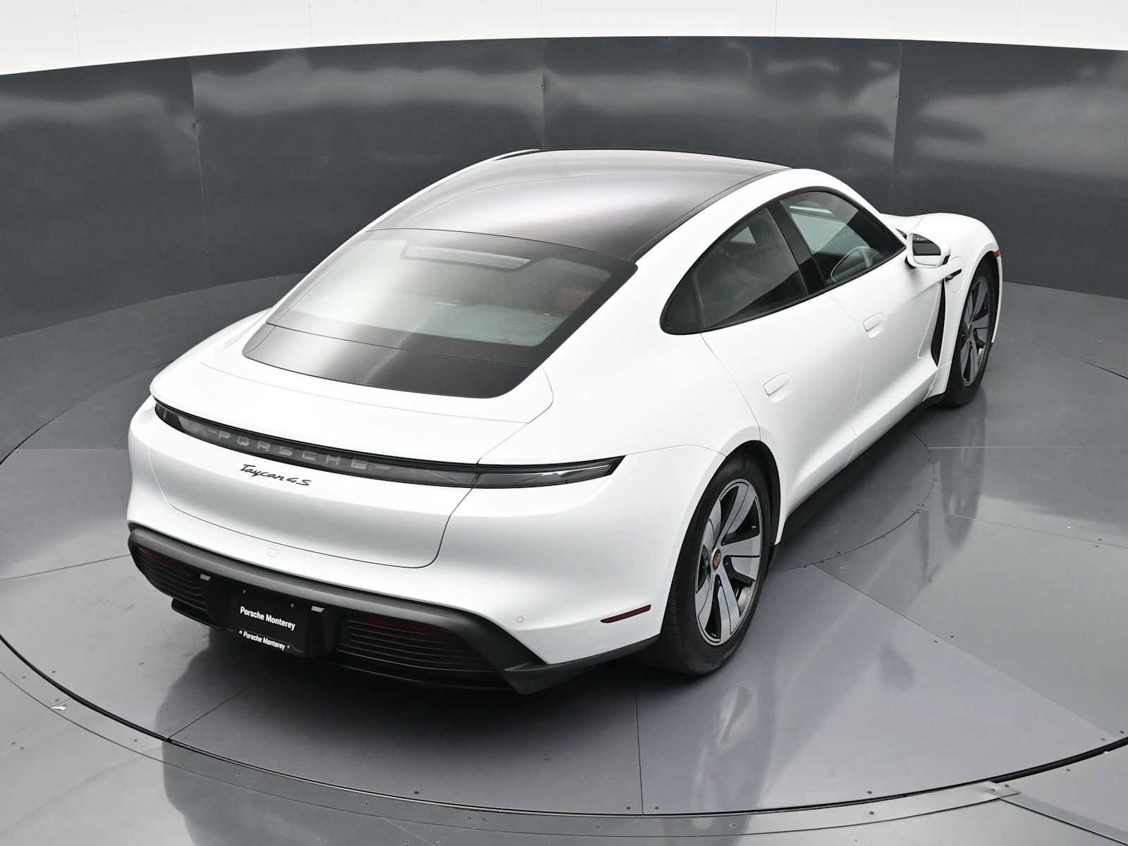 Used 2024 Porsche Taycan 4S AWD/4WD image 34