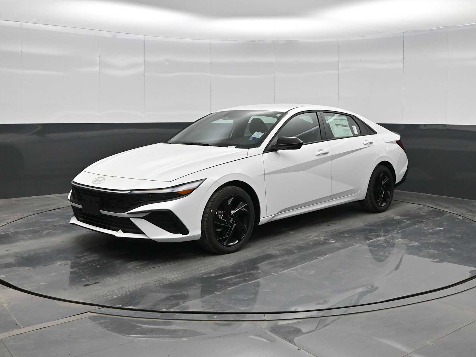 New 2026 Hyundai Elantra Sport w/ Cargo Package image 4