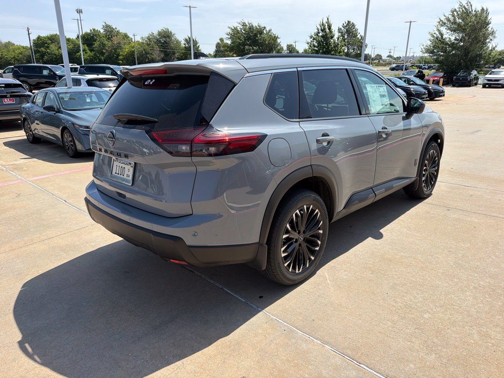 New 2026 Nissan Rogue Dark Armor FWD image 5