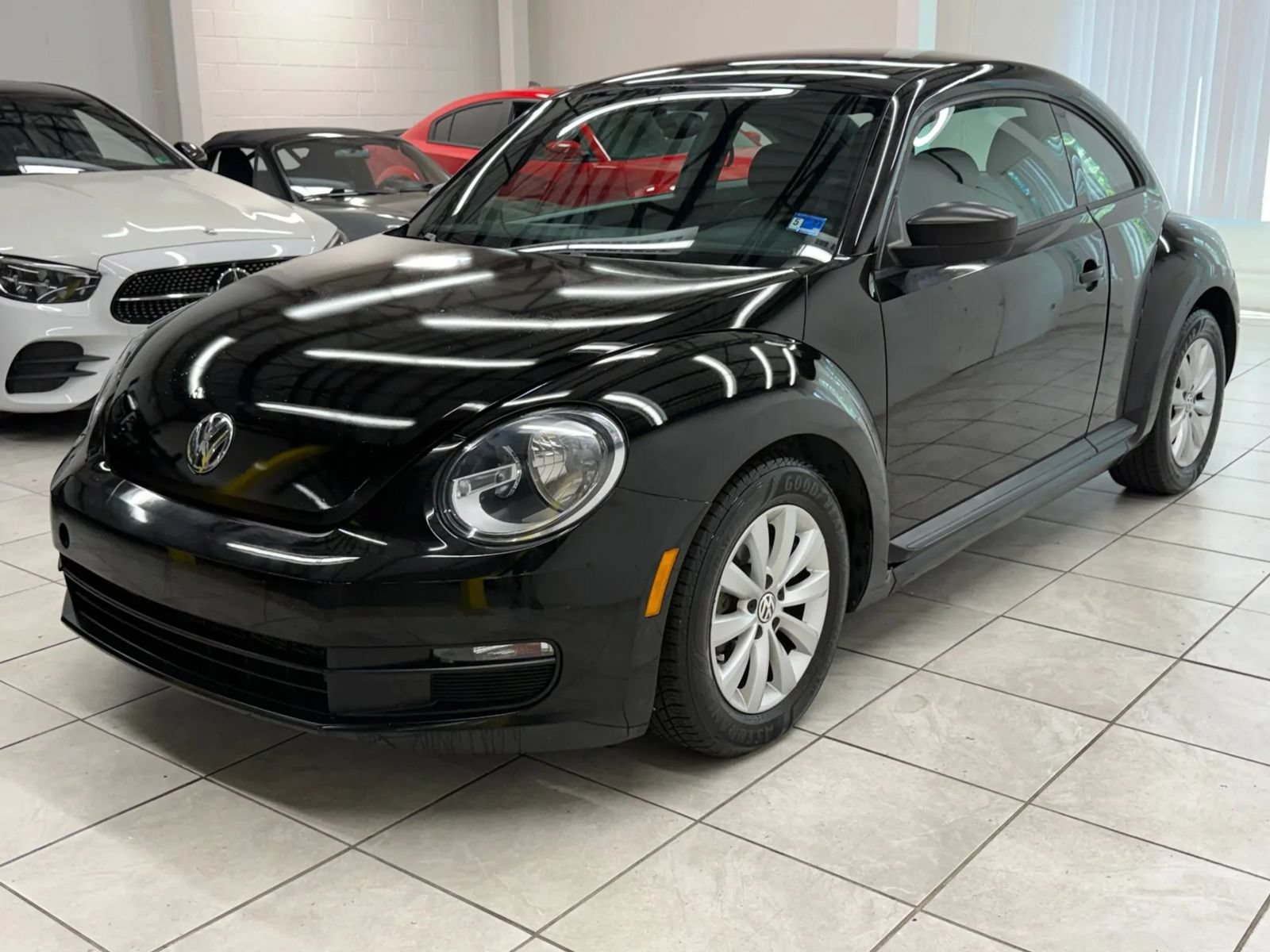 Used 2014 Volkswagen Beetle 1.8T FWD image 3