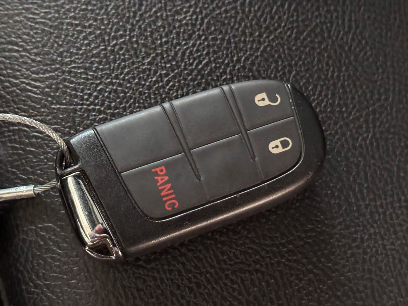 Used 2025 Jeep Compass Trailhawk AWD/4WD image 22