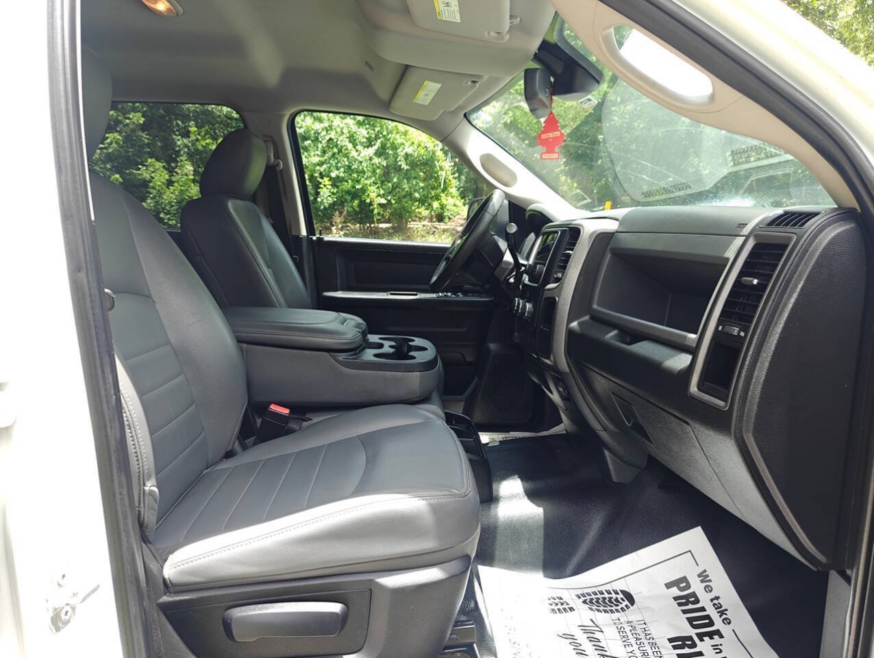 Used 2018 RAM 2500 ST RWD image 17