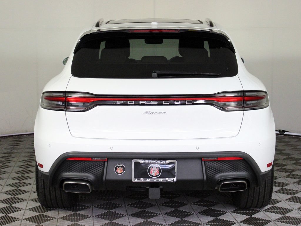 Certified 2026 Porsche Macan AWD/4WD image 6