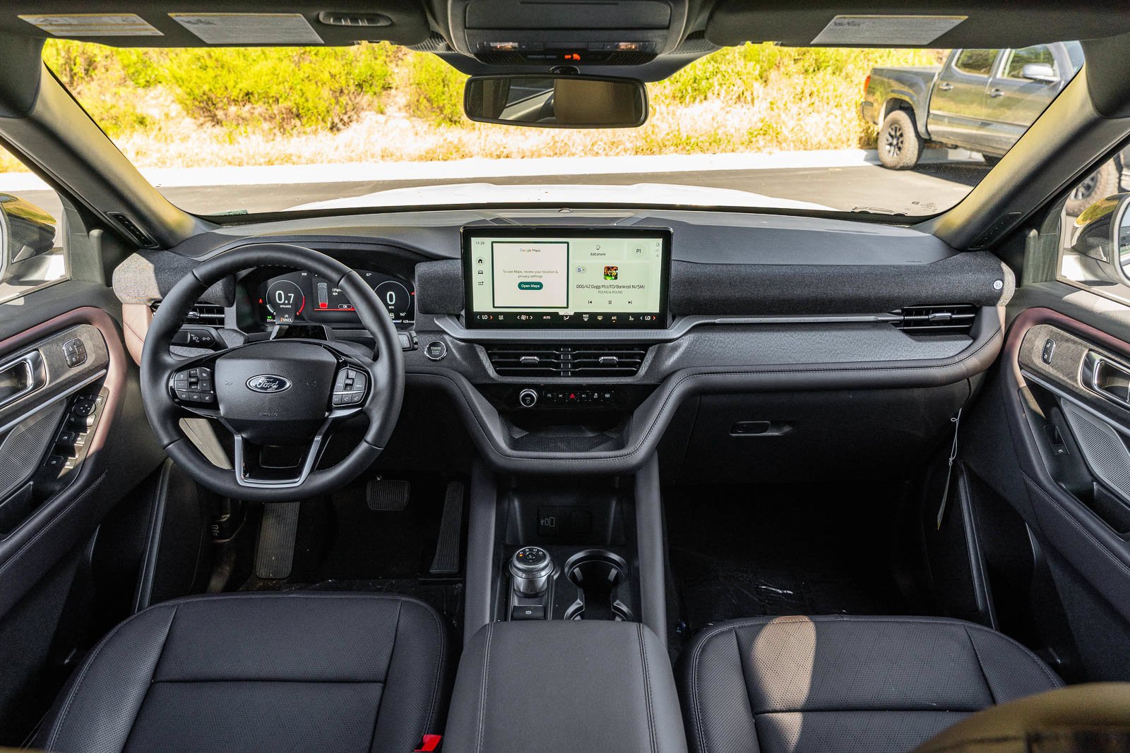 New 2027 Ford Explorer Platinum RWD image 19
