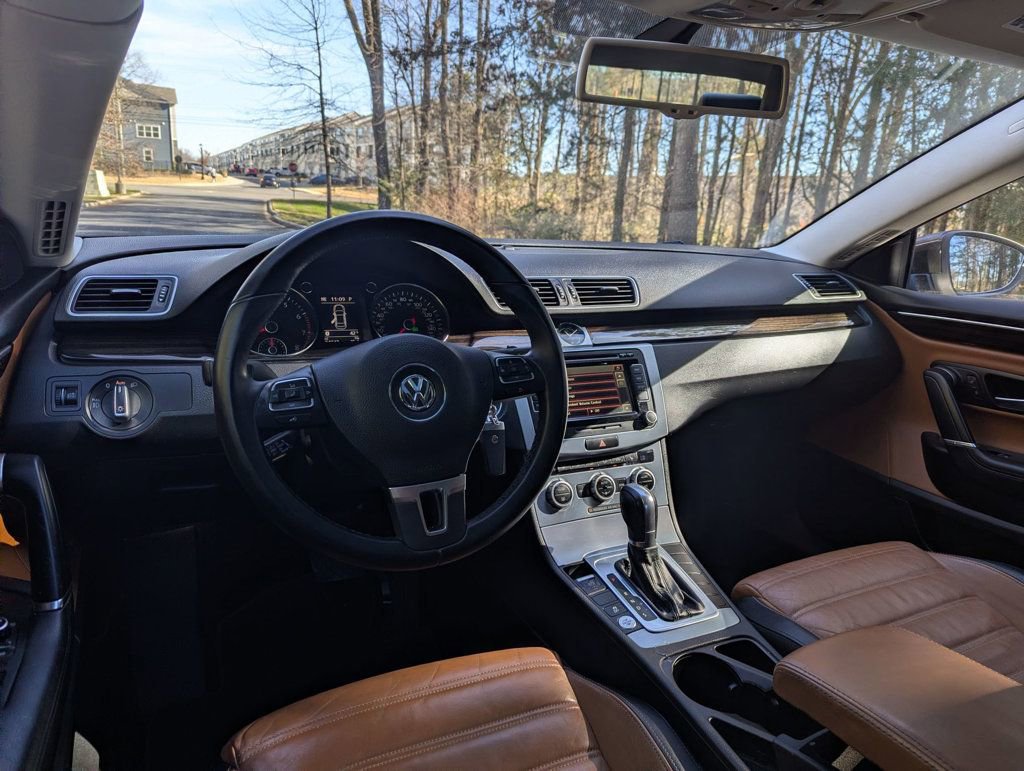 Used 2015 Volkswagen CC Executive image 22