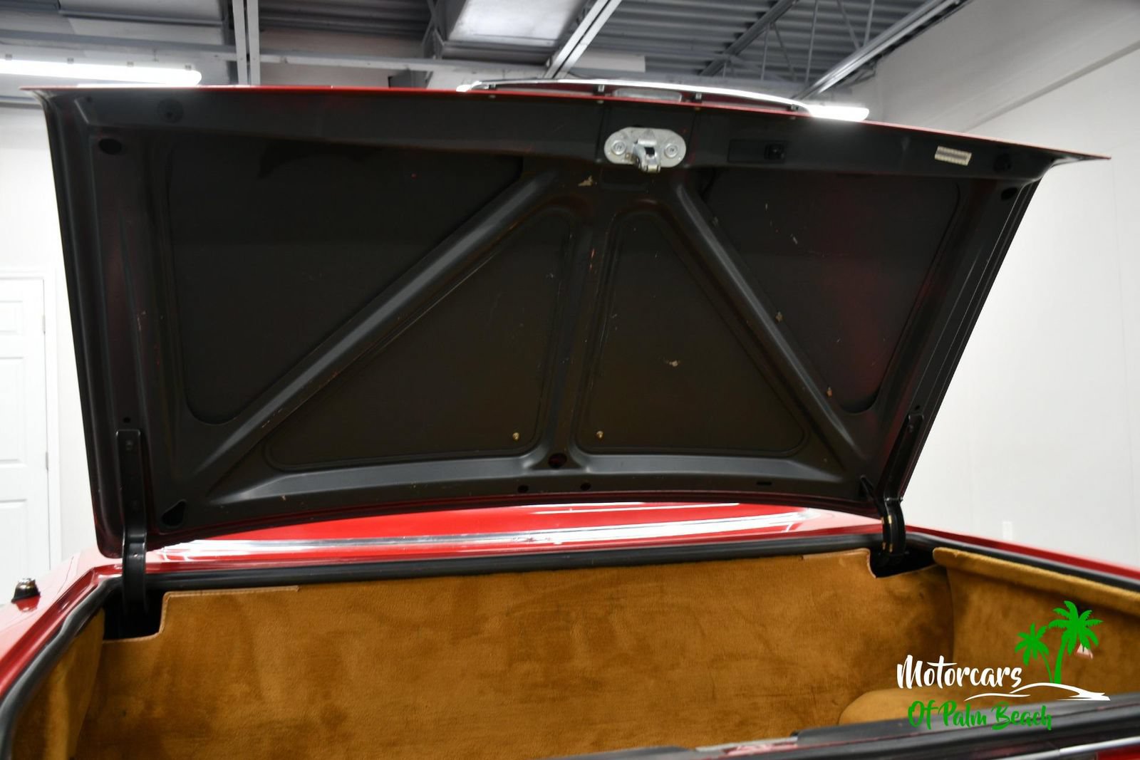 Used 1987 Mercedes-Benz 560 SL image 24