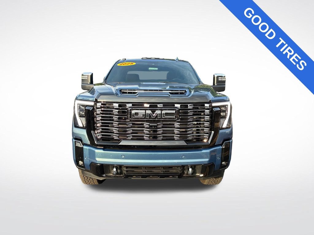 Used 2025 GMC Sierra 2500 Denali Ultimate AWD/4WD image 8