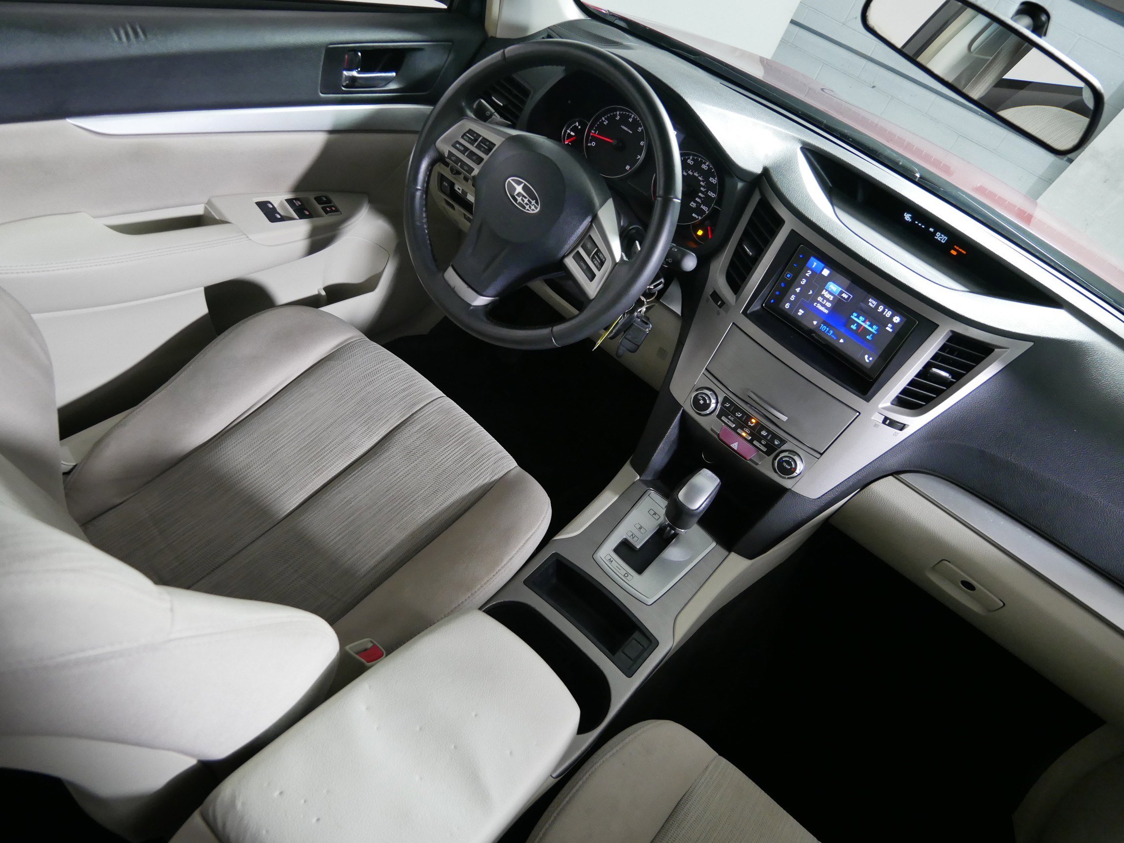 Used 2013 Subaru Outback 2.5i Premium image 9