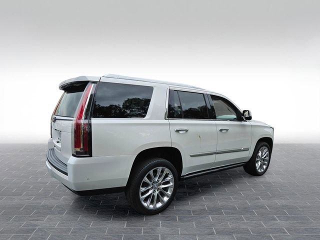 Used 2018 Cadillac Escalade Premium Luxury RWD image 5