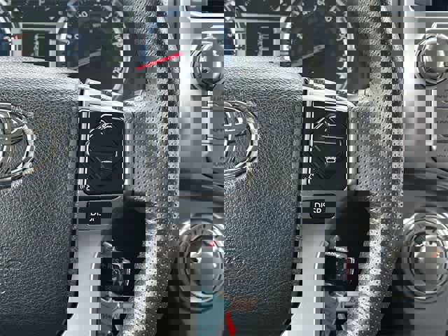 Used 2019 Toyota 4Runner SR5 image 9