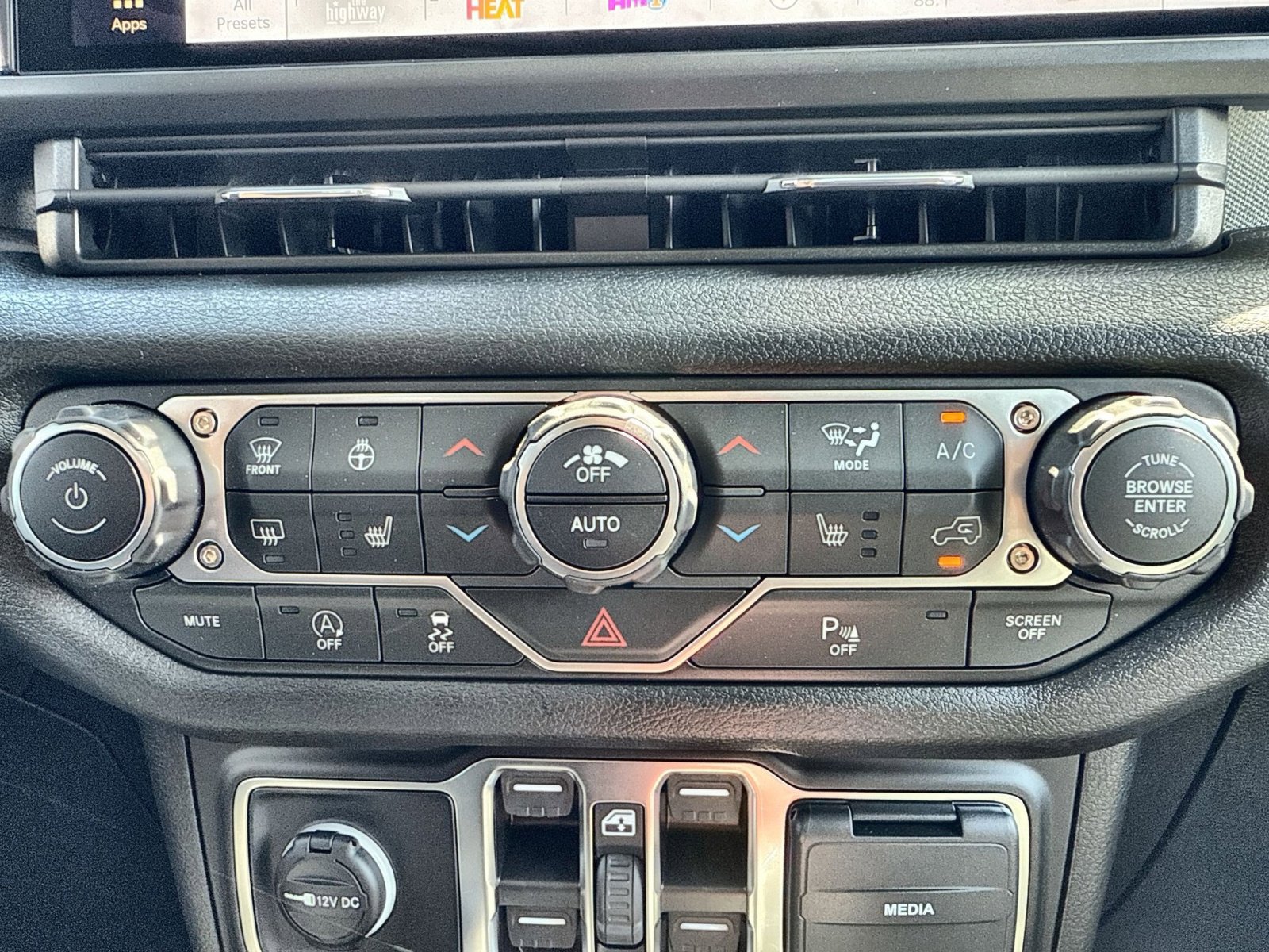 New 2025 Jeep Wrangler Willys image 21