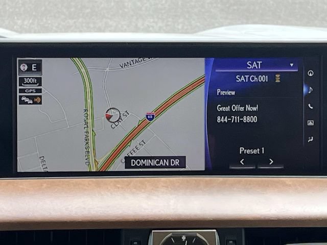 Used 2019 Lexus LX 570 4WD w/ Luxury Package image 15