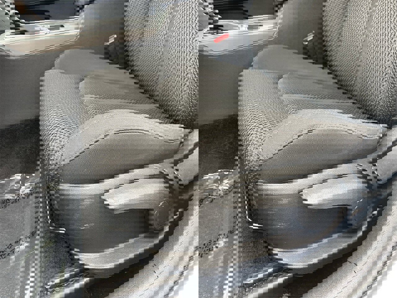 Used 2020 Kia Optima LX image 23