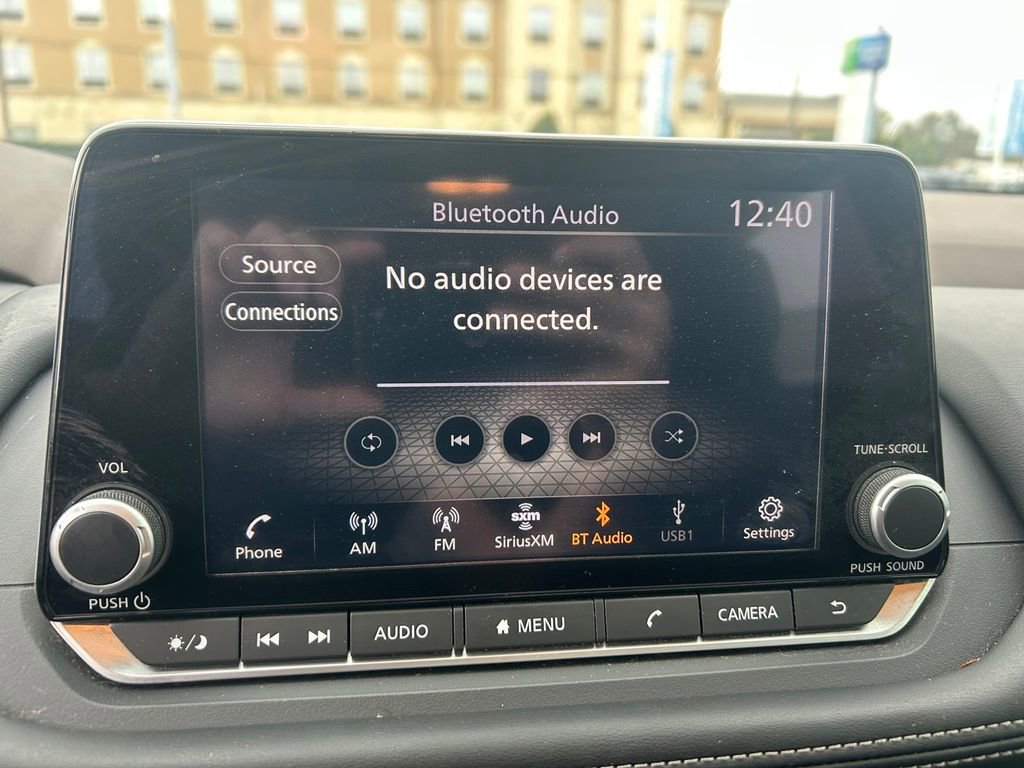 Used 2023 Nissan Rogue SV image 25