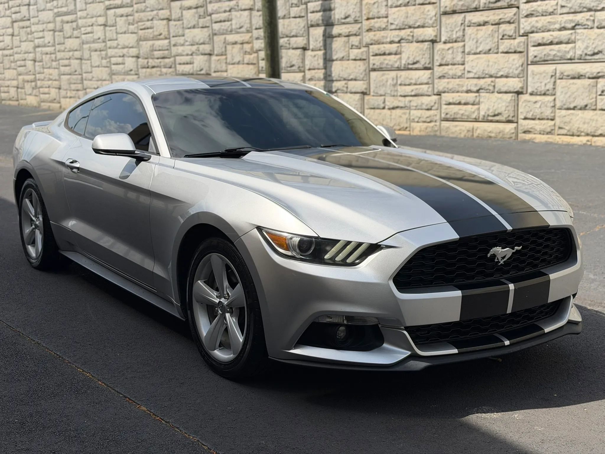 Used 2016 Ford Mustang Premium w/ Enhanced Security Package RWD image 5