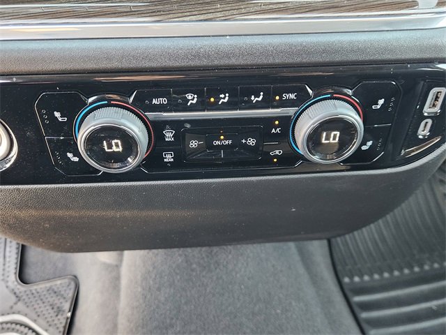 Used 2023 Chevrolet Silverado 1500 LT image 18