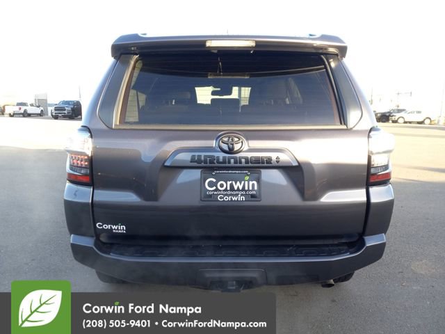 Used 2021 Toyota 4Runner SR5 Premium image 4